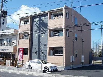 愛知県春日井市篠木町５丁目 3階建 築13年11ヶ月