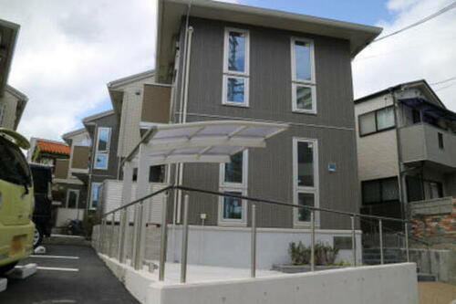 兵庫県神戸市須磨区月見山町３丁目 築10年4ヶ月 2階建