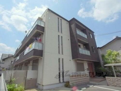 京都府京都市山科区西野今屋敷町 3階建 築14年10ヶ月