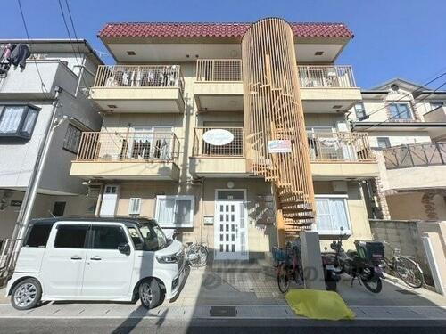 京都府宇治市小倉町南浦 築38年2ヶ月 3階建