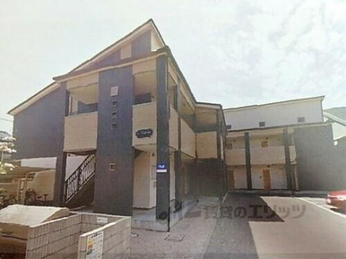 フジパレス牧野 2階建
