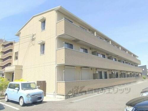 滋賀県草津市野路東４丁目 3階建 築13年10ヶ月