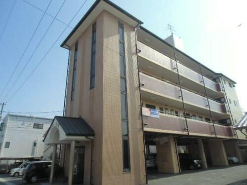 ドミール８９ 4階建