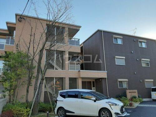 千葉県柏市富里２丁目 3階建