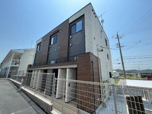 愛知県岡崎市藤川荒古１丁目 3階建 