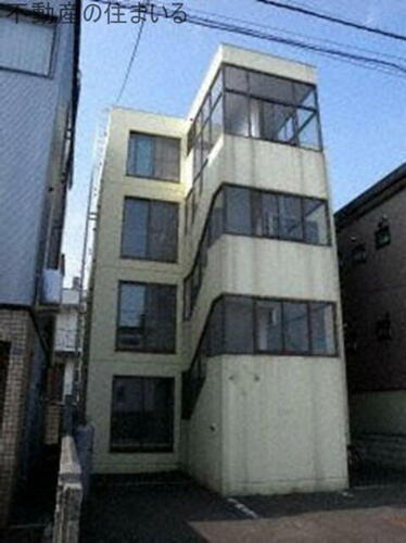 北海道札幌市南区南三十三条西１０丁目 4階建 築32年6ヶ月