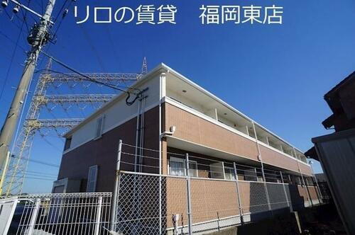 福岡県糟屋郡粕屋町内橋東１丁目 2階建
