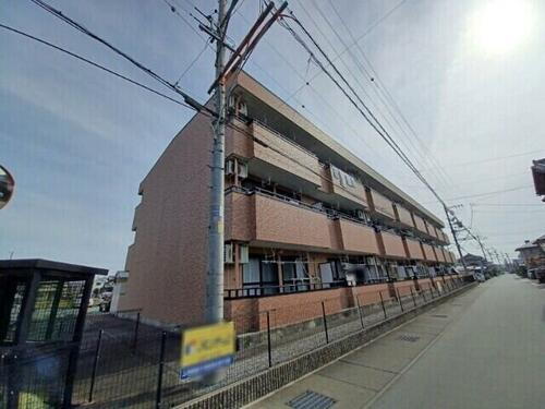 エクセレンス 3階建
