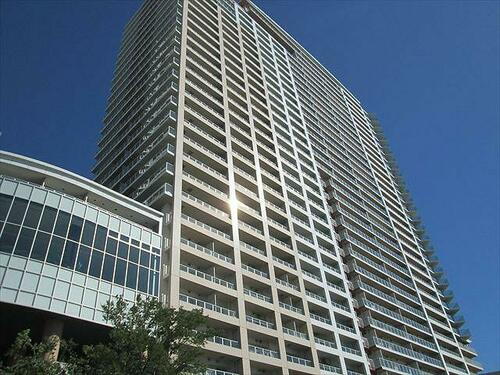 アーバンドックパークシティ豊洲タワーＢ棟 地上32階地下1階建