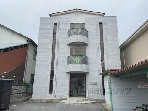 滋賀県彦根市後三条町 3階建 築34年10ヶ月