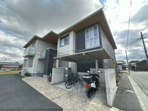 奈良県葛城市南道穗 2階建