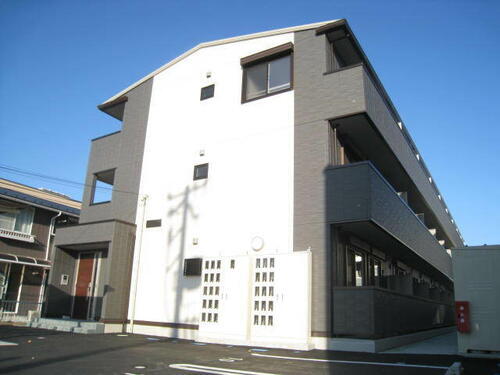 ココリ市立病院前 3階建