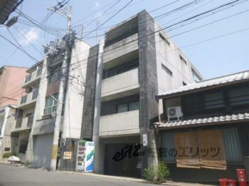 京都府京都市中京区大宮通三条下る三条大宮町 築36年8ヶ月 4階建
