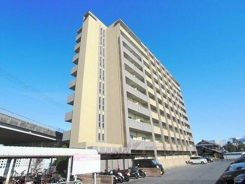 滋賀県草津市笠山１丁目 築20年10ヶ月 10階建