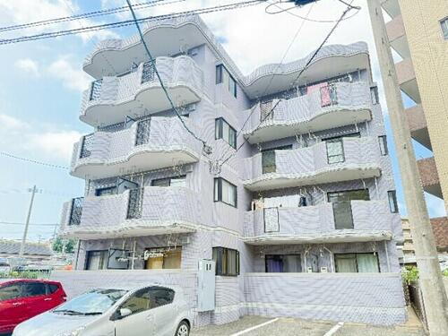 福岡県福岡市東区香椎駅前１丁目 4階建