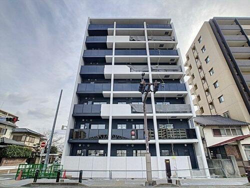 フローラル筥松 8階建