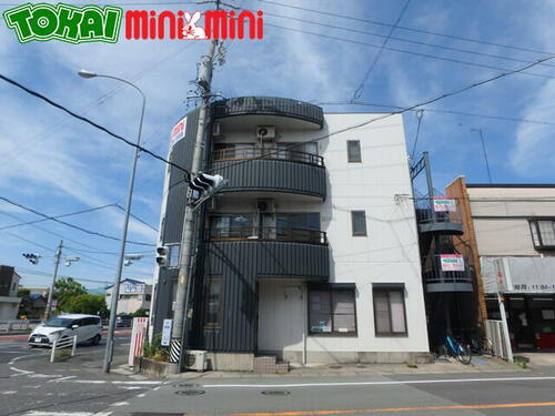 セントラルＭカレッジ 3階建