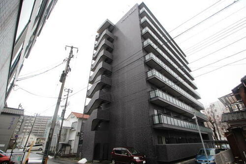 新潟県新潟市中央区笹口１丁目 9階建 築9年4ヶ月