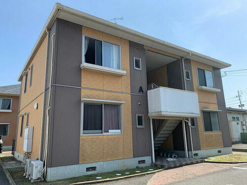 シャルムＫ　Ａ棟 2階建