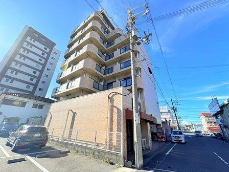 ルークレジデンス姫路３ 8階建