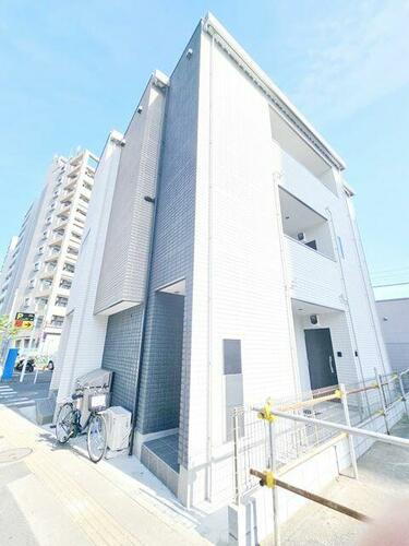 センティア寿町 3階建