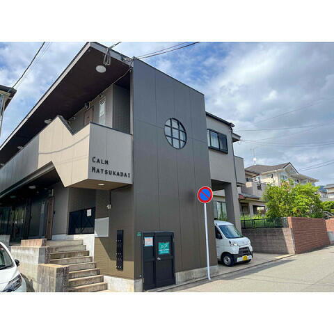 カーム松香台 2階建