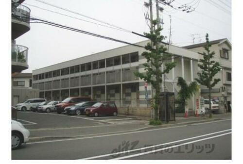 京都府京都市右京区梅津石灘町 2階建