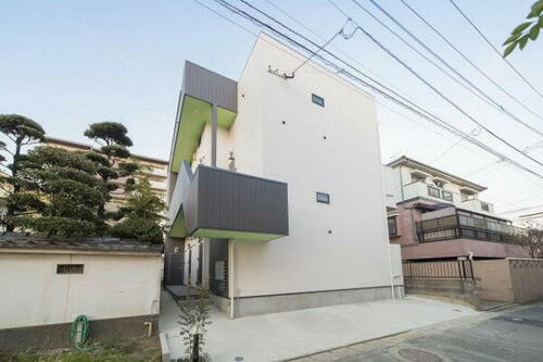 Ｂａｕ　Ｈａｕｓｅ 2階建