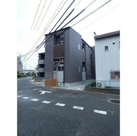 アイネクライネ名島