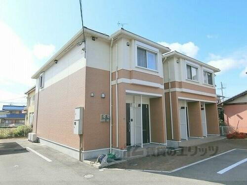 滋賀県東近江市ひばり丘町 2階建 築11年11ヶ月