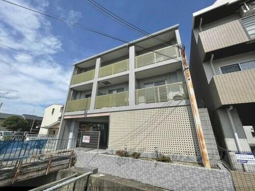 京都府京都市西京区川島滑樋町 3階建 築19年5ヶ月