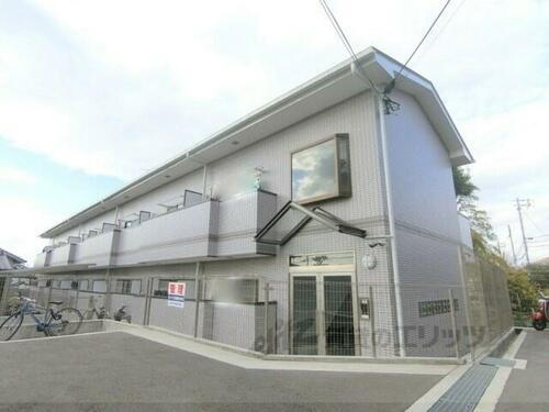 ハイツセントポーリア 2階建