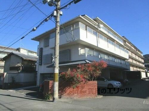 京都府京都市左京区粟田口鳥居町 4階建