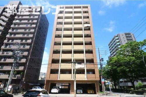 プレサンス久屋大通公園サウス 11階建