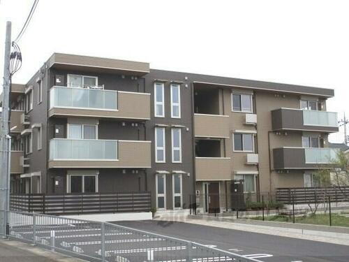 京都府乙訓郡大山崎町字円明寺小字横林 築1年10ヶ月 3階建