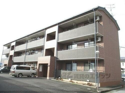 フレッシュコーポ近江 3階建
