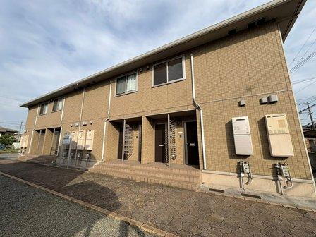 兵庫県姫路市飾磨区西浜町１丁目 2階建 築15年2ヶ月