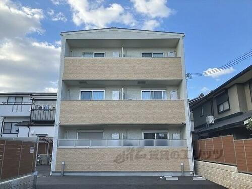 クリエオーレ観月橋 3階建