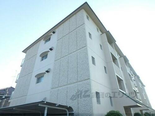 滋賀県栗東市小平井２丁目 築32年10ヶ月 4階建