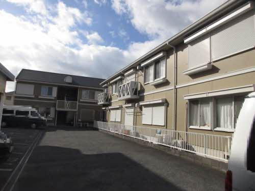 兵庫県加古川市加古川町粟津 2階建 築35年4ヶ月