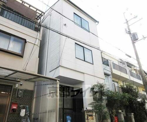 竹鼻立原町貸家 3階建