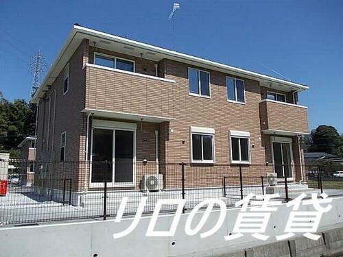 福岡県飯塚市川島 築13年10ヶ月 2階建