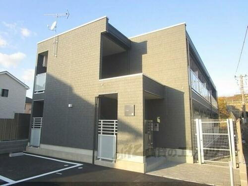 滋賀県草津市西草津１丁目 築5年1ヶ月 2階建