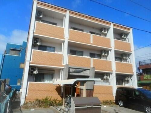 愛知県名古屋市中川区押元町１丁目 3階建