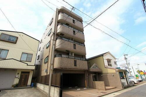 クレール千種 5階建