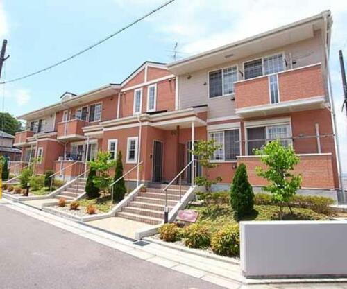 グランディールＡ 2階建