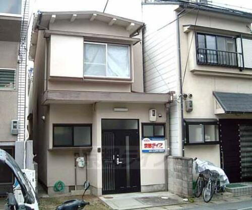 森田氏嵯峨の貸家
