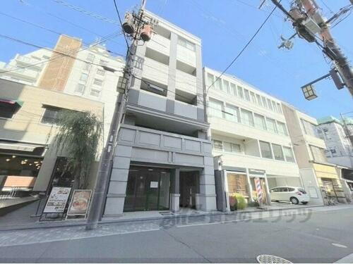 京都府京都市中京区三条通柳馬場東入中之町 築8年10ヶ月 5階建