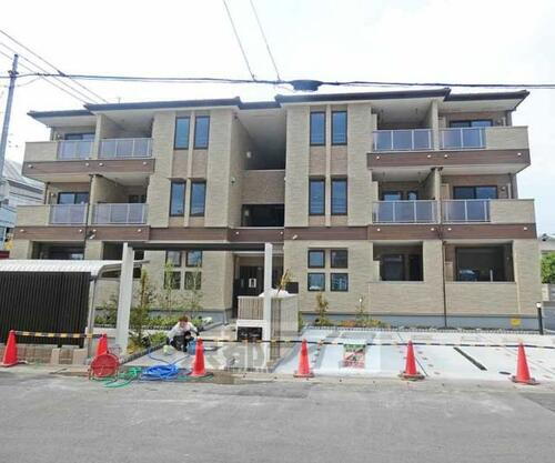 京都府京都市南区吉祥院石原西町 3階建 築3年10ヶ月