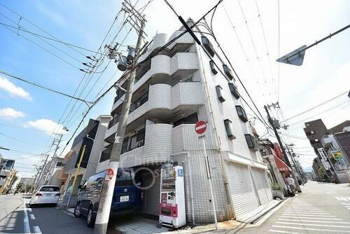 プラディオ放出 5階建